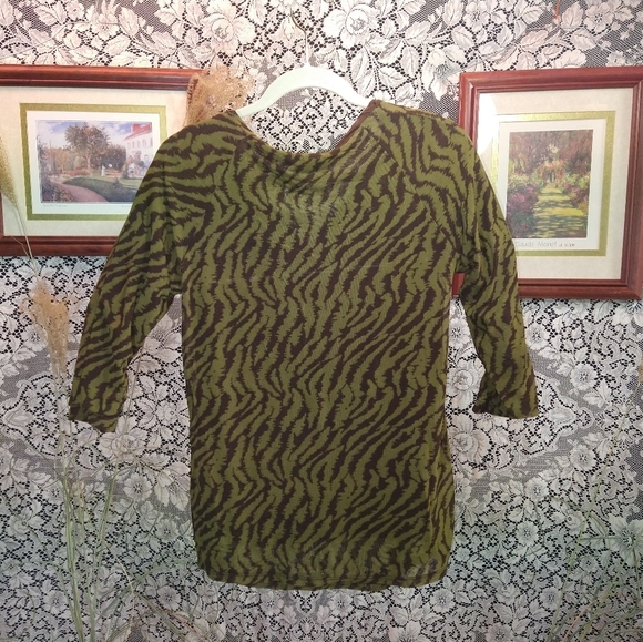 Liz Claiborne green brown sweater has 3/4 sleeves sheer animal print abstract - Picture 3 of 5